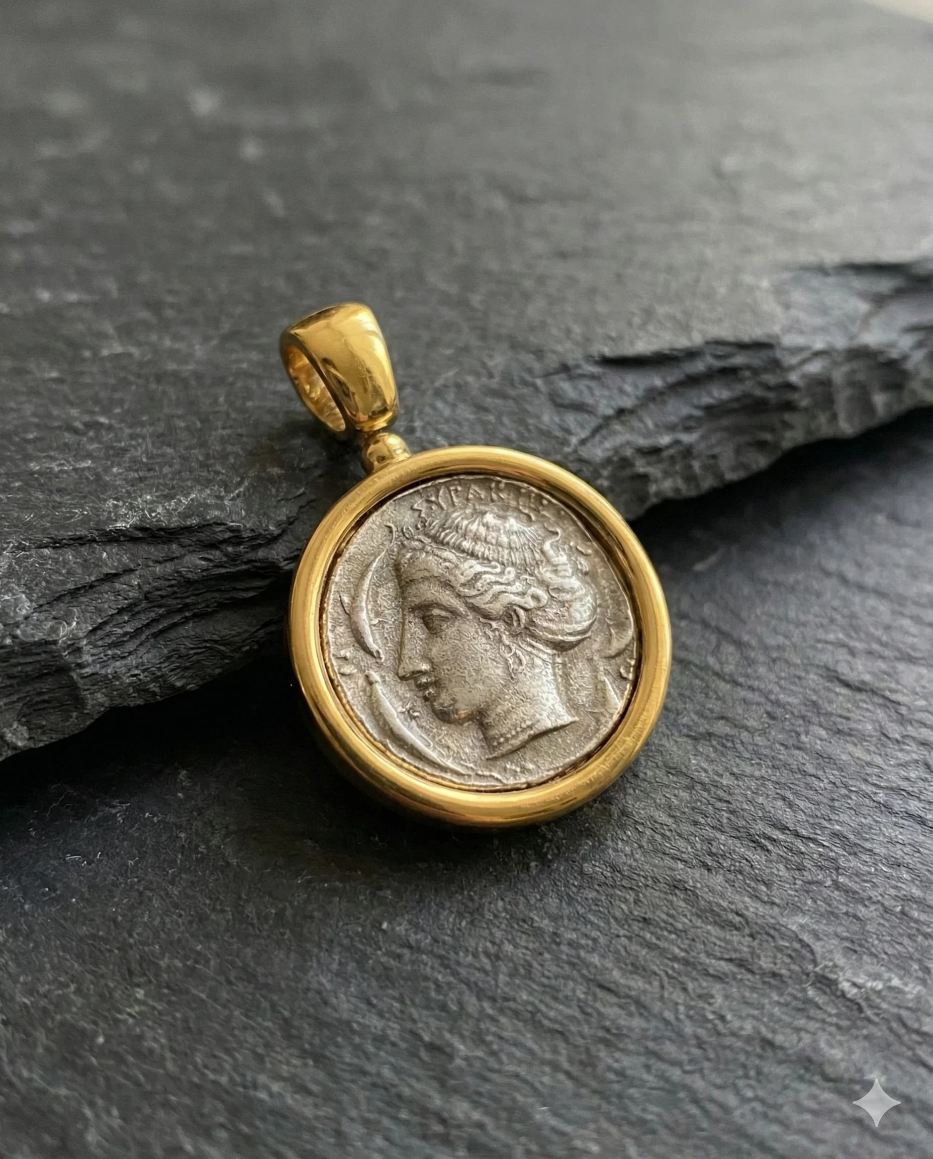Dark Academia goddess coin pendant necklace in 18K gold-tone plated brass with antique coin look, 50cm chain plus extender